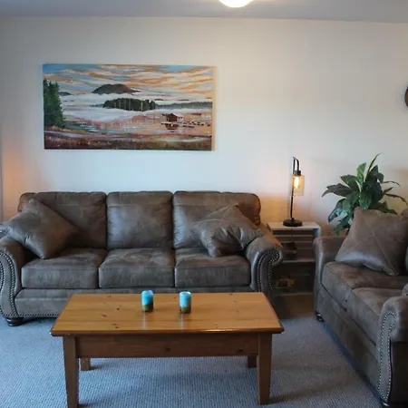 Siennas Harbour House Apartment Tofino Exterior photo